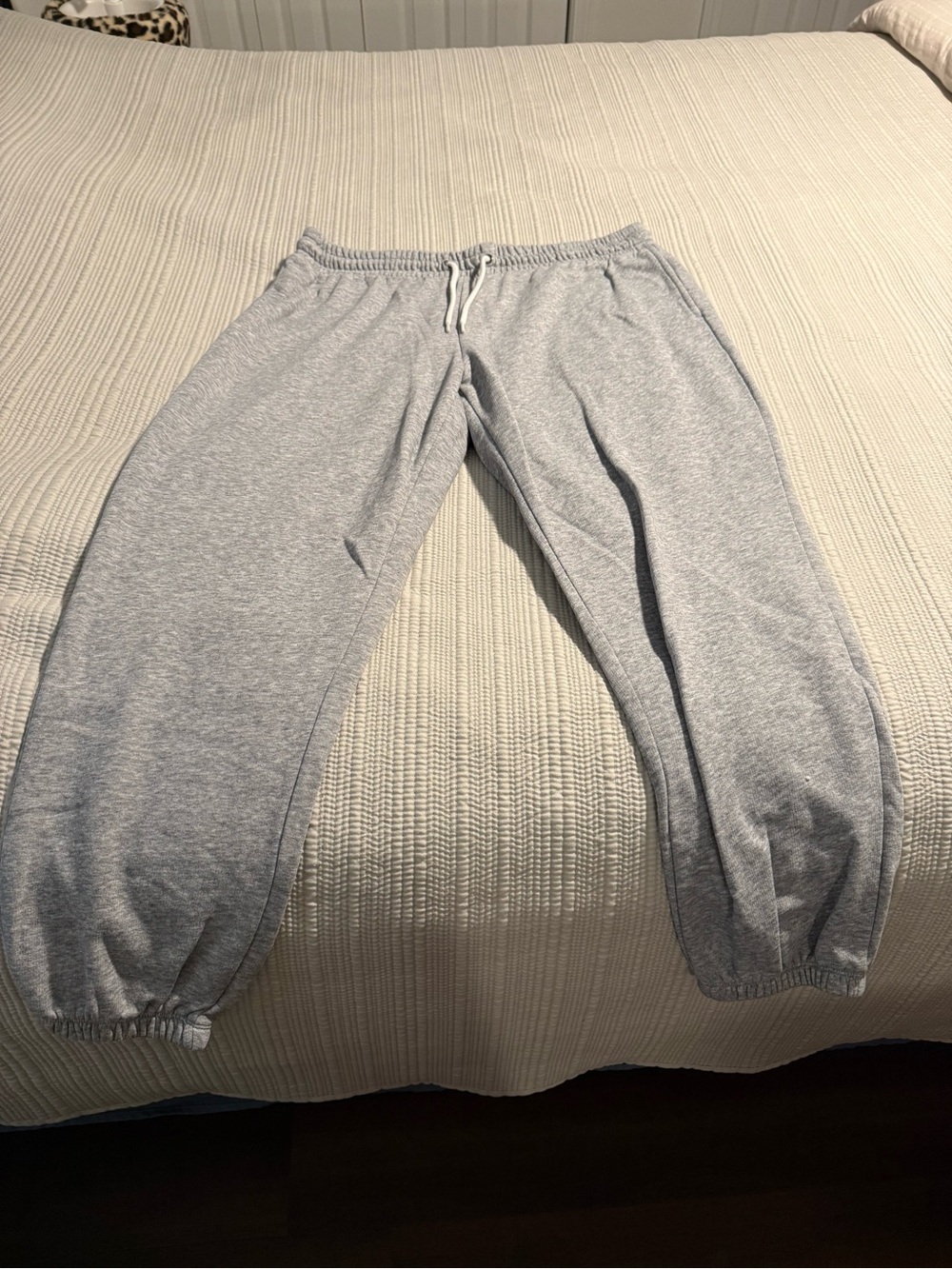 Old Navy Light Gray Jogger Sweatpants with Drawstring